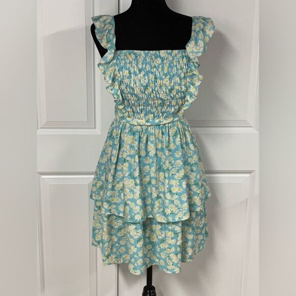 BCBGeneration Dresses & Skirts - BCBGENERATION Floral Print Dress